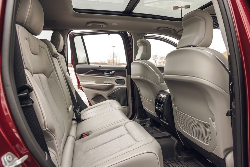 New-2024-Jeep-Grand-Cherokee (3)