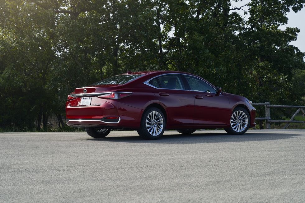 New-2024-Lexus-ES (4)
